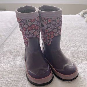 Youth Girls Bogs - Size 12